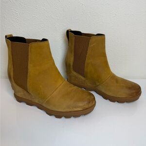 Sorel Joan of Arctic Wedge Ankle Boots Camel Size 7